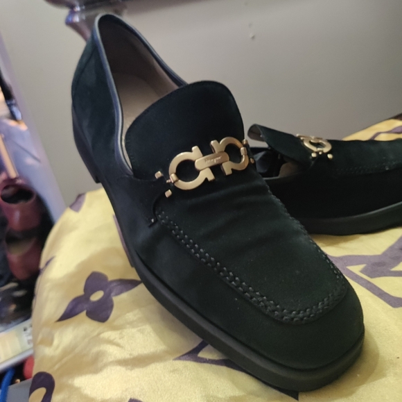 Ferragamo black suede loafers - Picture 9 of 11